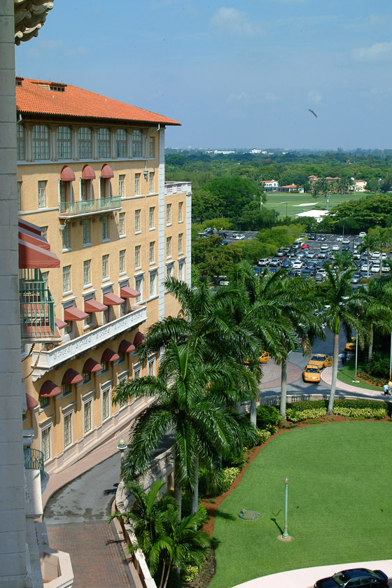  Bitmore Hotel